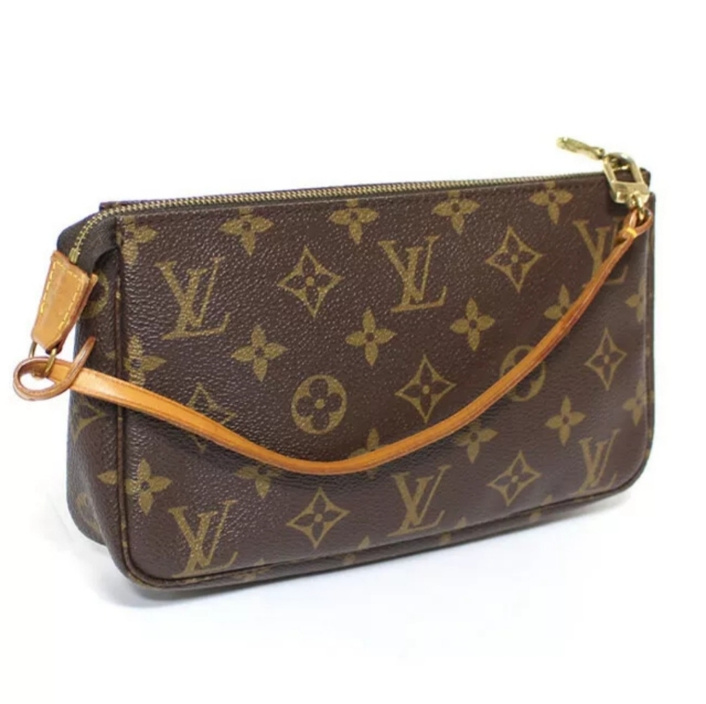 Louis Vuitton Pochette Accessoires
